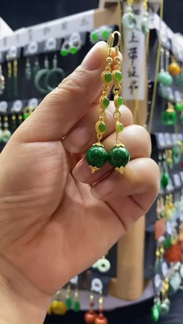 【闪购商品】翡翠耳饰银S925镶嵌a422