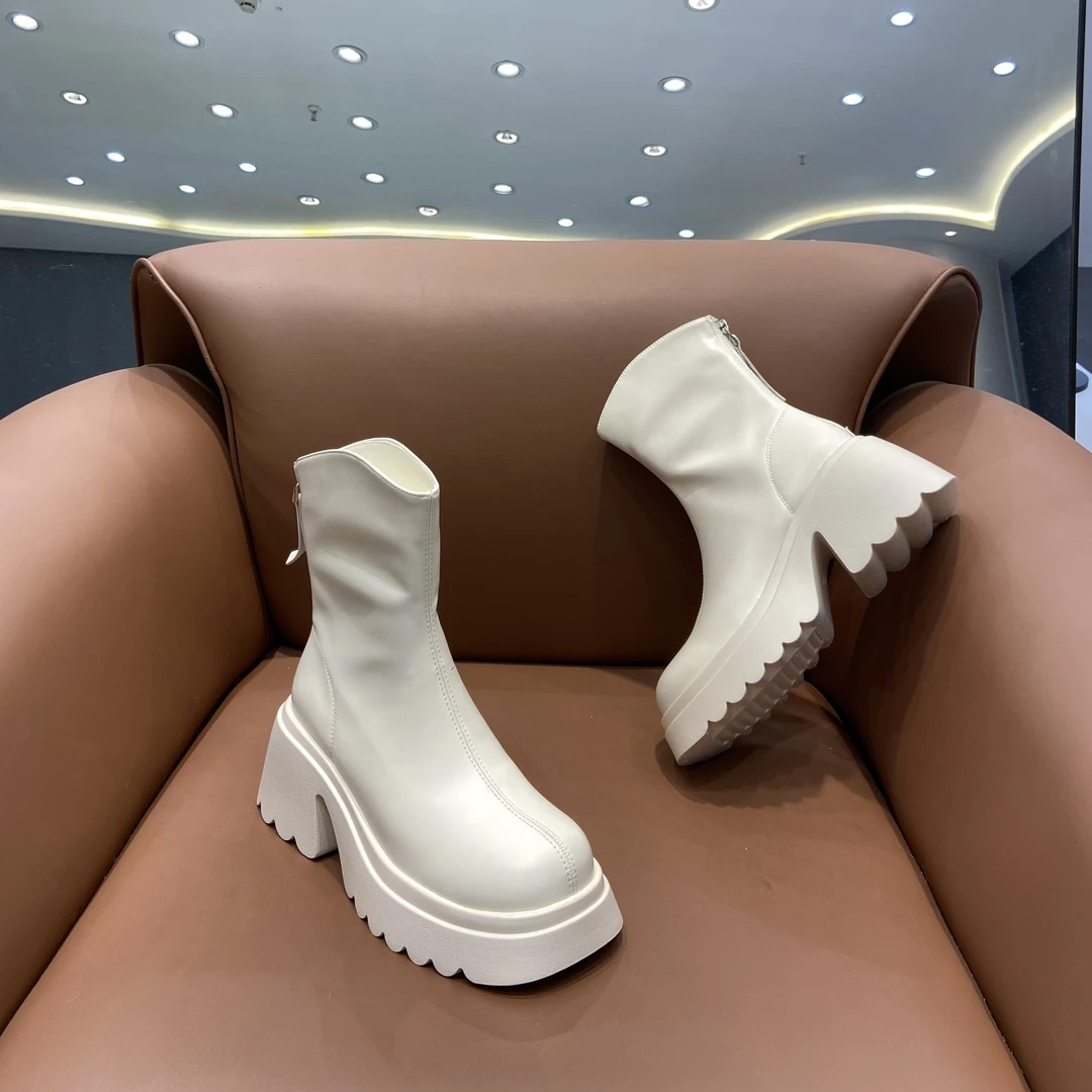 网红同款时尚厚底瘦瘦靴马丁靴女中筒骑士靴百搭短靴女秋冬