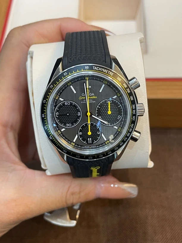 99新 Omega/欧米茄 超霸326.32.40.50.06.001自动,表径40，单表