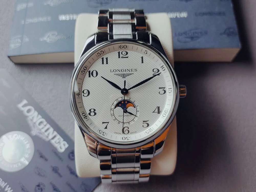 99新 Longines/浪琴 名匠四针月相29194786/42大号，专柜23000