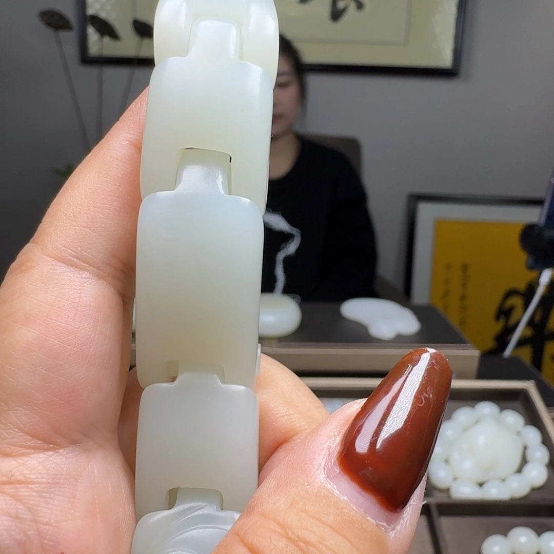 和田玉手串未镶嵌举**双