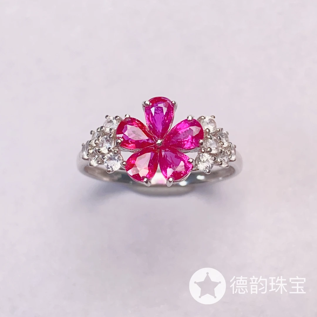 18k金镶嵌天然红宝石戒指