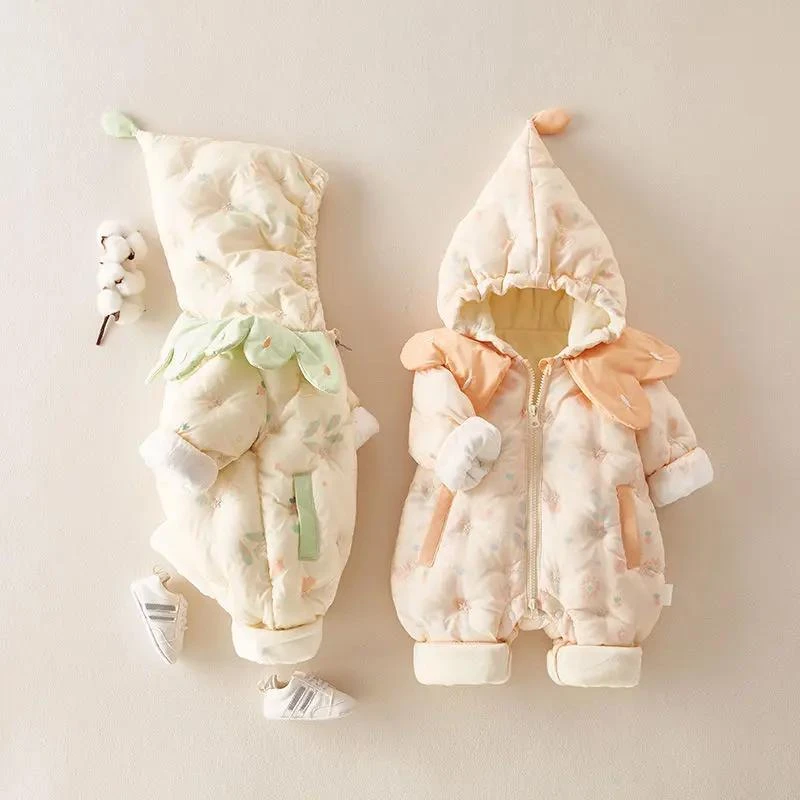 童装潮款Y新生婴儿衣服秋冬季套装宝宝加厚连体衣羽绒衣幼儿冬装