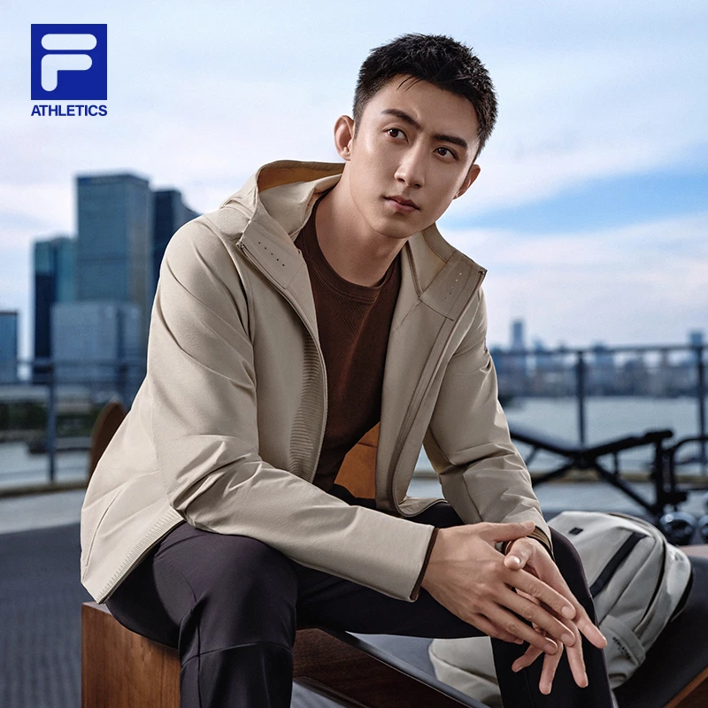Fila/斐乐【复古运动】黄景瑜同款防风复古连帽外套A11M411708F