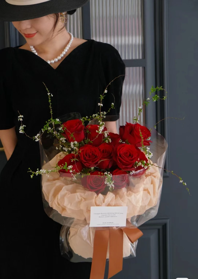 11朵高原红新款花束