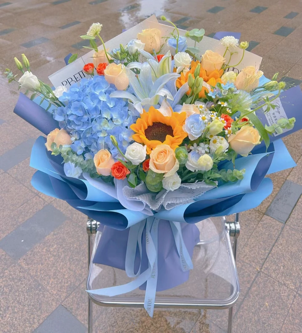 送男士花束蓝绣球向日葵混搭大花束