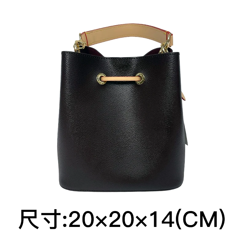 26号女包（尺寸：20X20X14厘米）全套礼盒包装B5