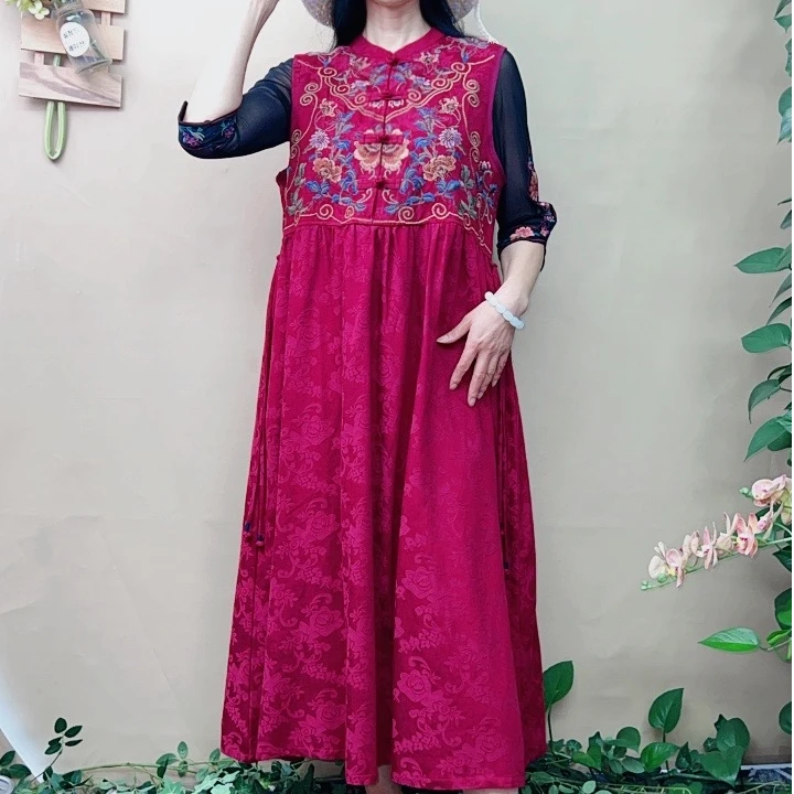 2024棉麻绣花款民族风中国式时尚刺绣宽松复古显瘦高档马甲连衣裙