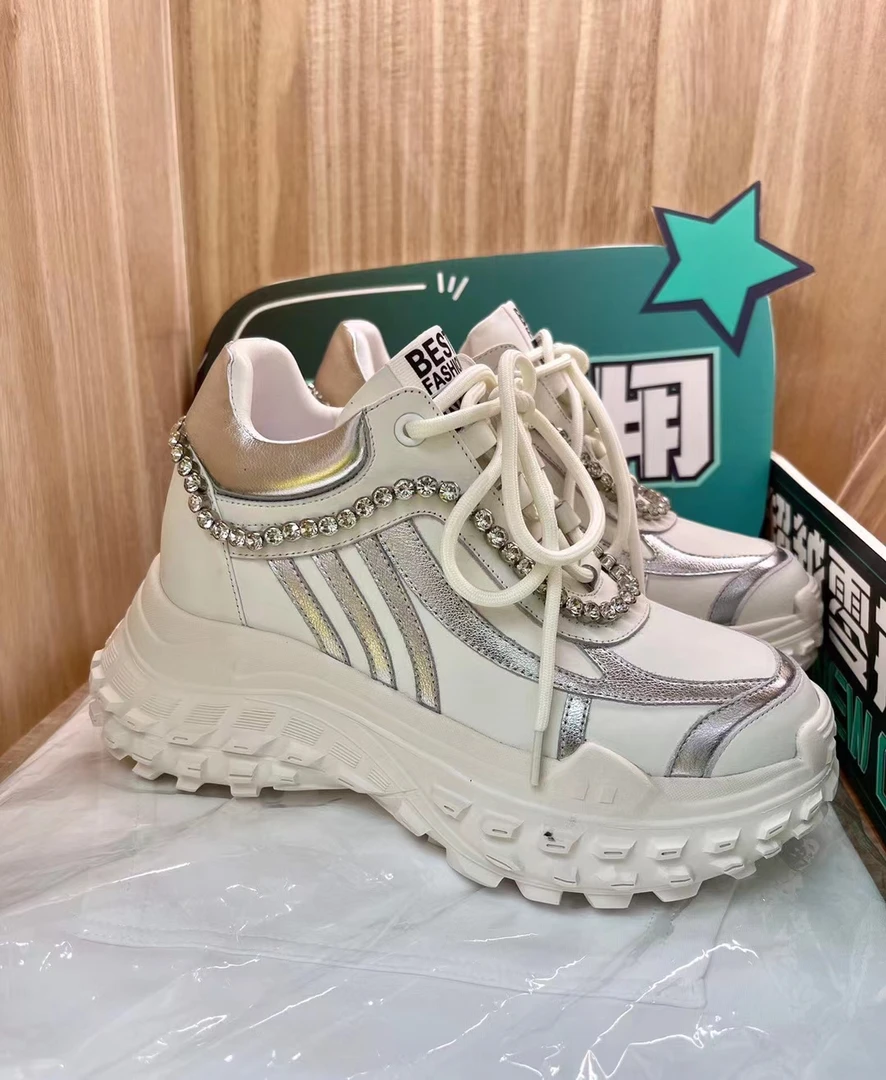欧货厚底老爹鞋女潮显瘦2023春新款真皮拼色休闲运动手工缝钻单鞋