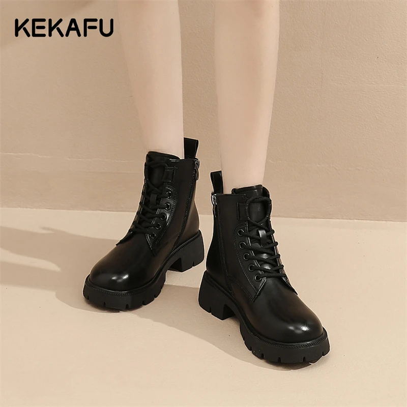 珂卡芙时尚女靴2025年冬季新款潮流百搭圆头中跟靴子英伦风马丁靴