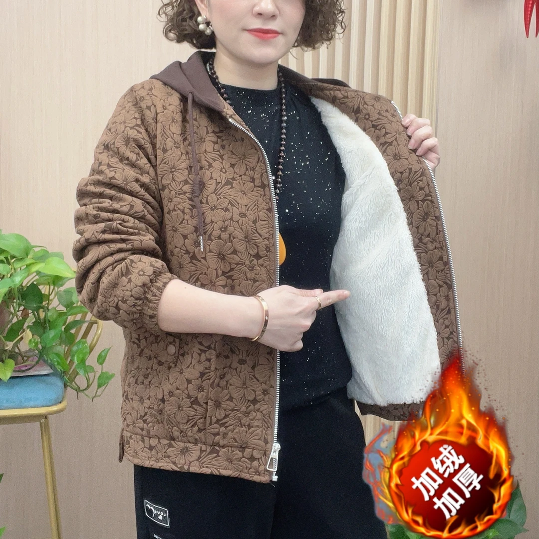 妈妈秋冬棉服棉衣外套保暖2024短款新款轻薄中老年洋气棉袄加绒