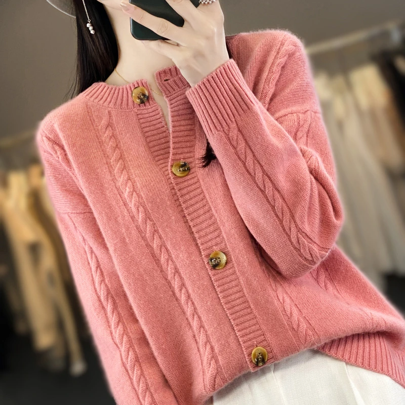 2024秋冬新款韩版复古麻花圆领纯色宽松显瘦气质通勤女士针织开衫