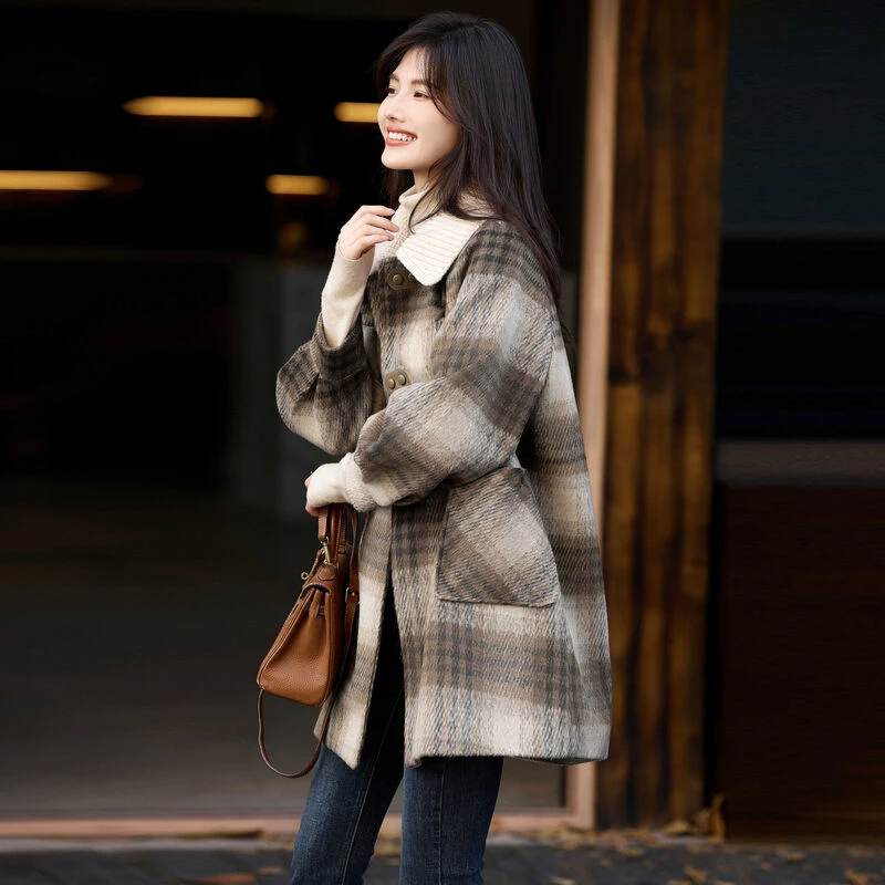 苏醒的乐园时尚气质鹅绒服SXYRF23081