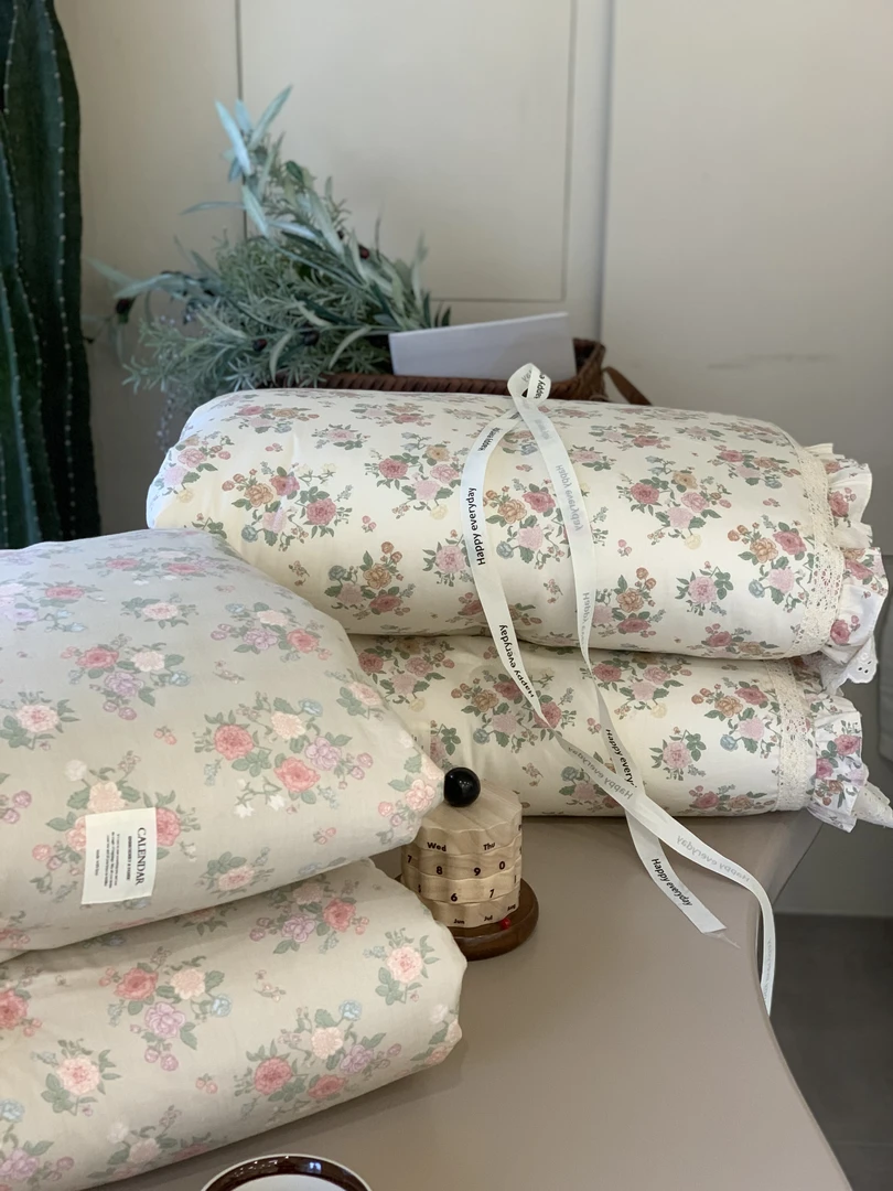 大鹅正品新款全棉法式花边春秋被双人被子可机洗韩式小碎花四季被