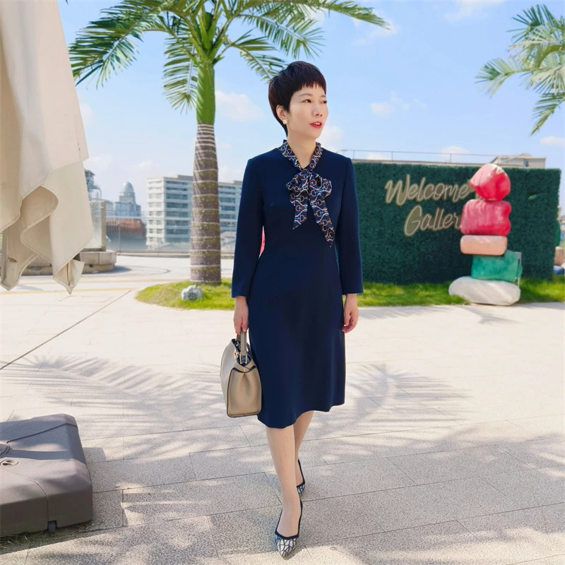 [简爱]简约大气飘带领气质优雅知性柔软绉纱长袖羊毛时尚裙喜婆婆