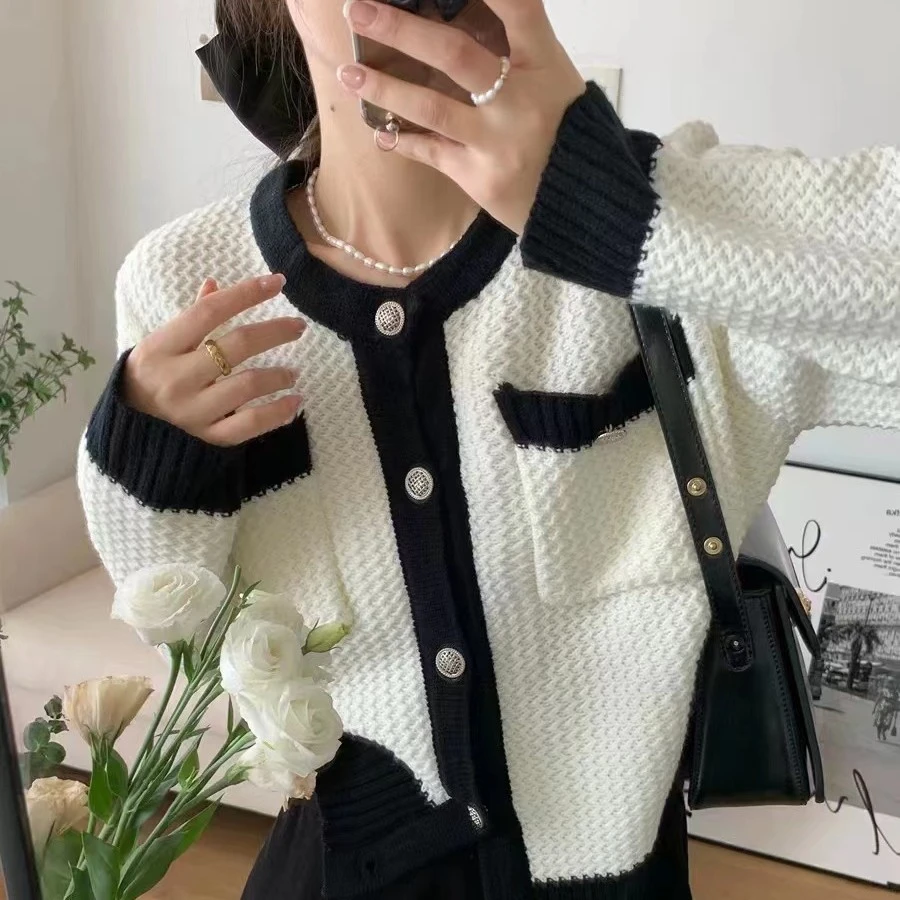 粉丝福利随机送毛衣