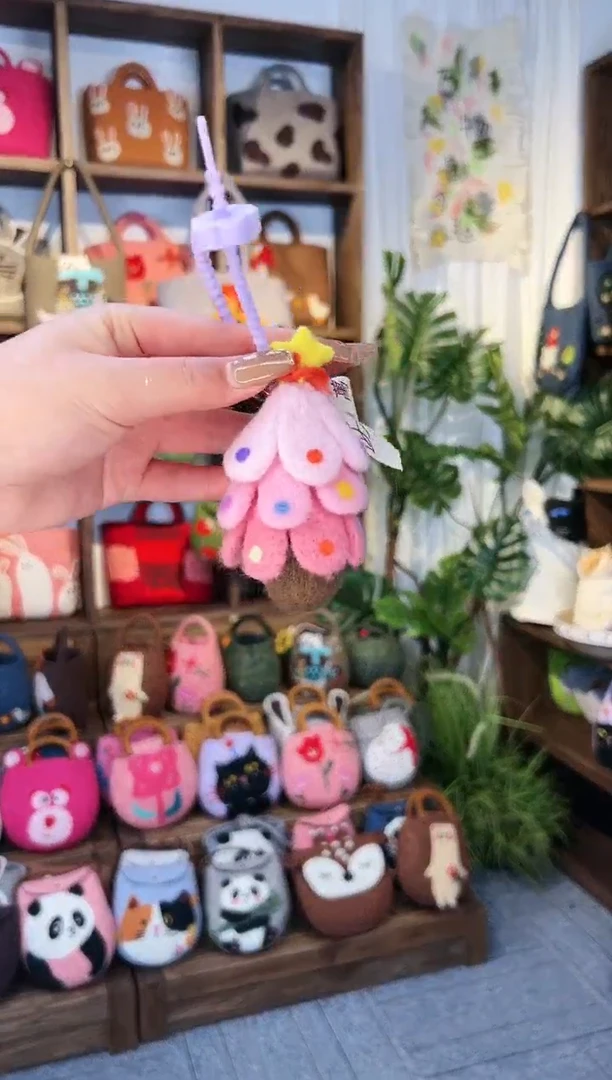【闪购商品】粉圣诞树挂件