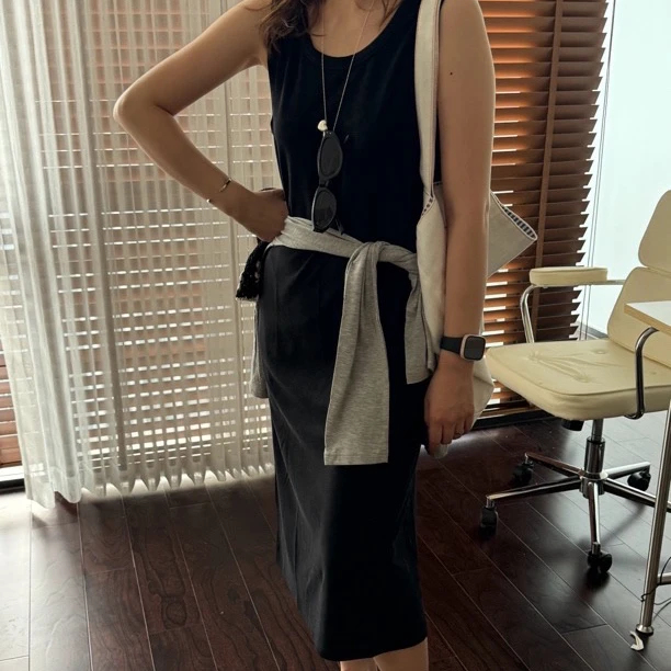 【金恩慧欧尼Hi mood】圆领休闲口袋直筒垂感背心连衣裙