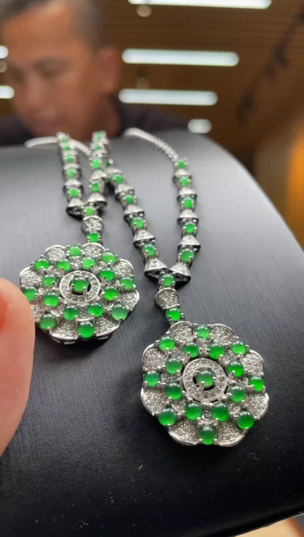 【闪购商品】定制翡翠未镶嵌多样性发货（只发一件）X45