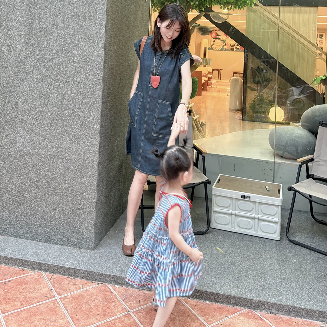 【小岛微风】夏季韩版设计感无袖薄款牛仔裙洋气夏装显瘦时尚连衣裙