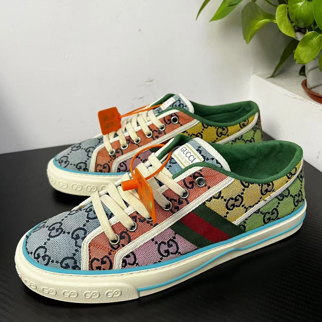 95新 GUCCI/古驰 41.5欧码多色老花1977板鞋无配件成色自定义