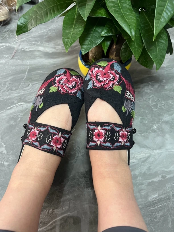 绣花布鞋男女单鞋 按编号拍