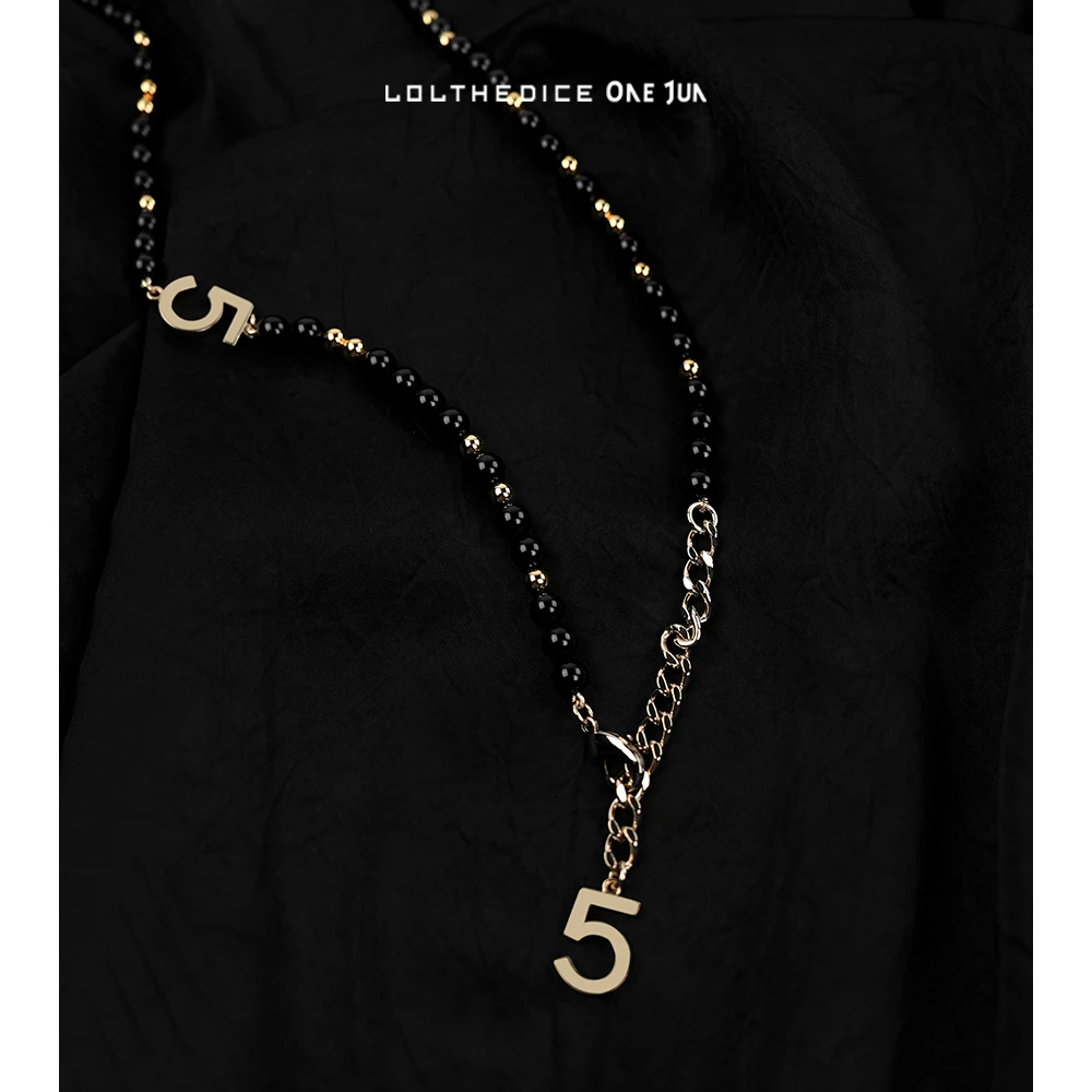 ONE JUN|黑色珠珠5字腰链 T恤