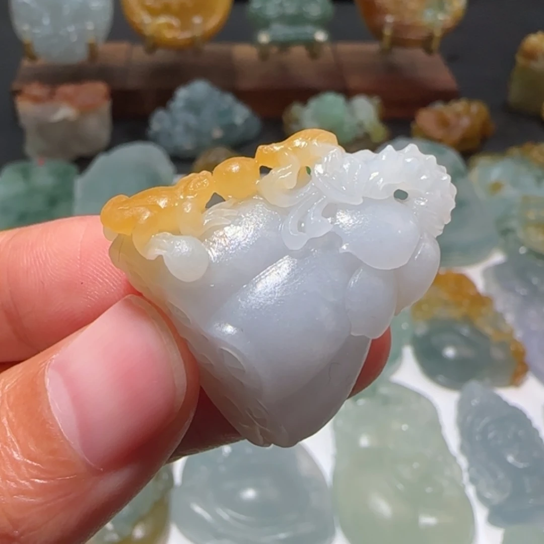 【闪购商品】定制翡翠未镶嵌啊**呢