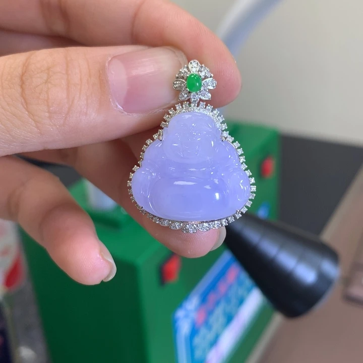 翡翠颈饰18K金镶嵌翡翠