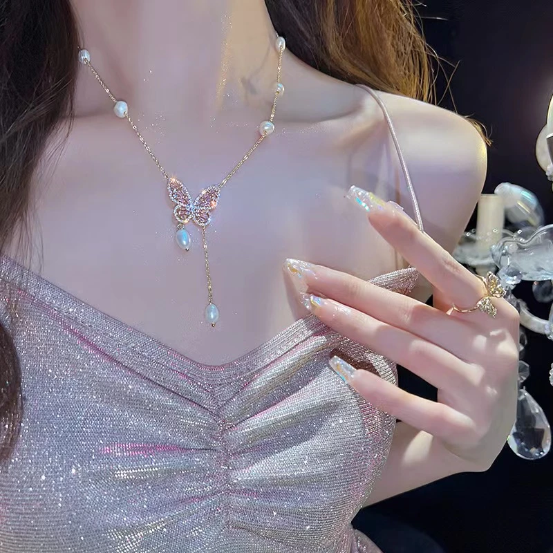 淡水珍珠项链气质轻奢时尚百搭小众仙女仙气温柔精致名媛风蝴蝶款