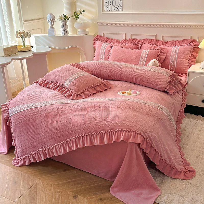 2024新款加厚牛奶绒加绒韩版雕花四件套--暖阳系列床上用品被套