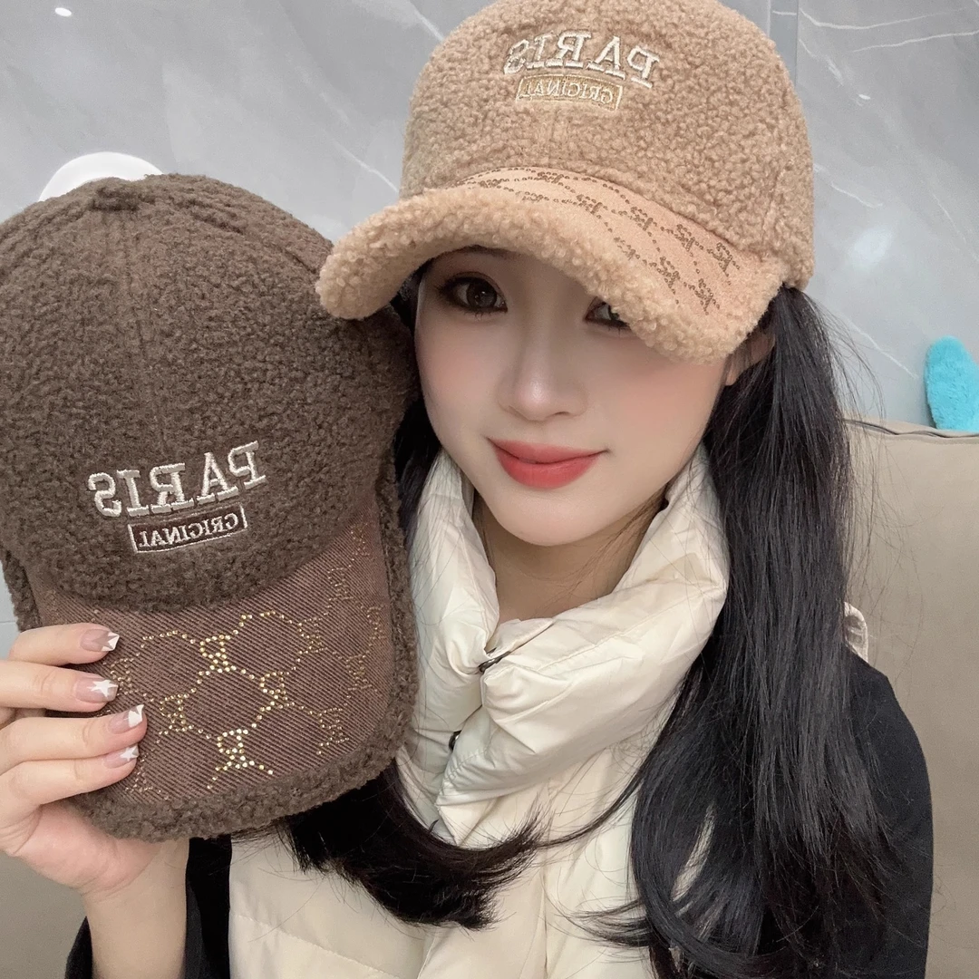 时尚百搭潮流棒球帽子男女款新款秋冬季羊羔绒保暖显脸小鸭舌帽子