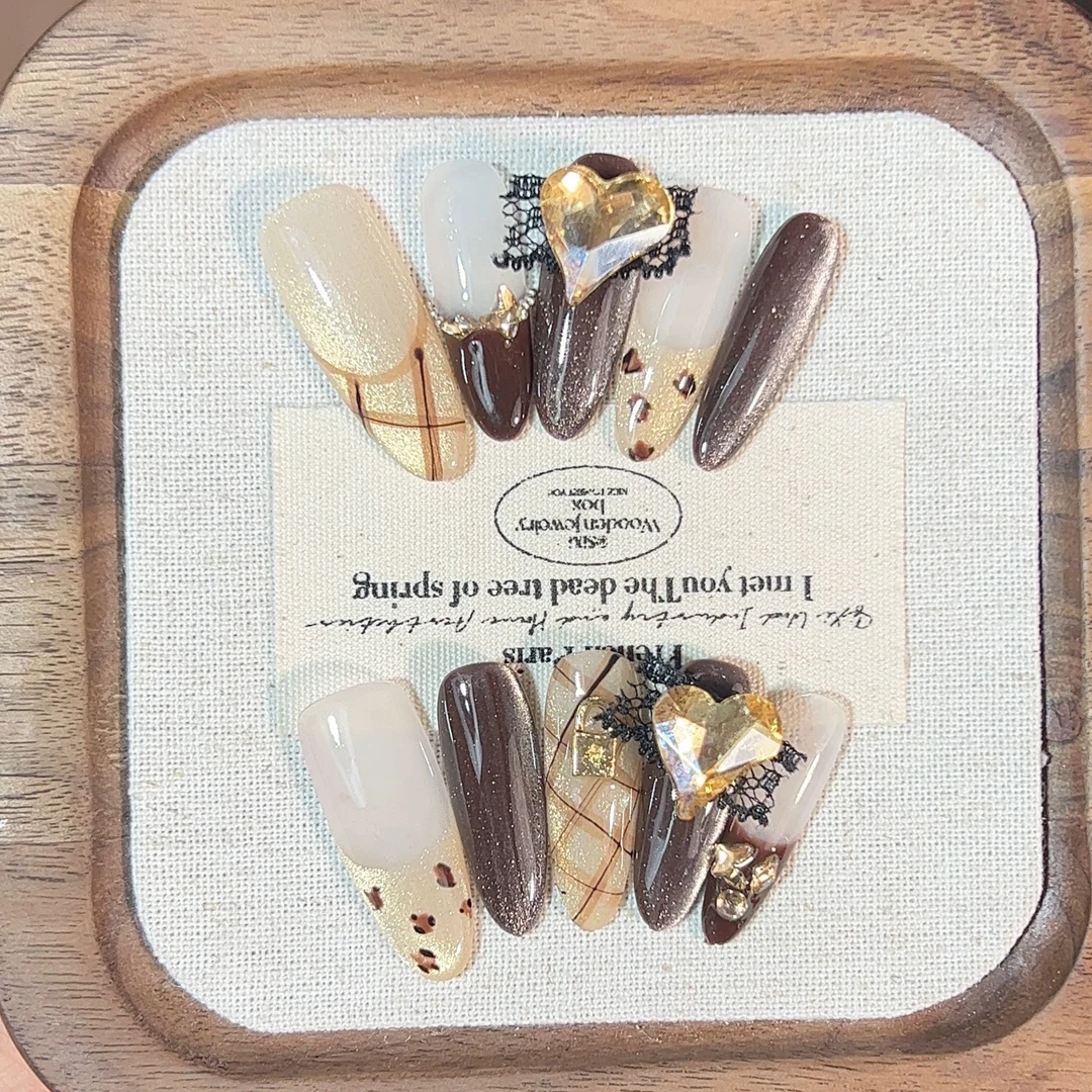 【巧克力】2024秋冬新款爆闪猫眼条纹香槟系黑巧长款穿戴甲