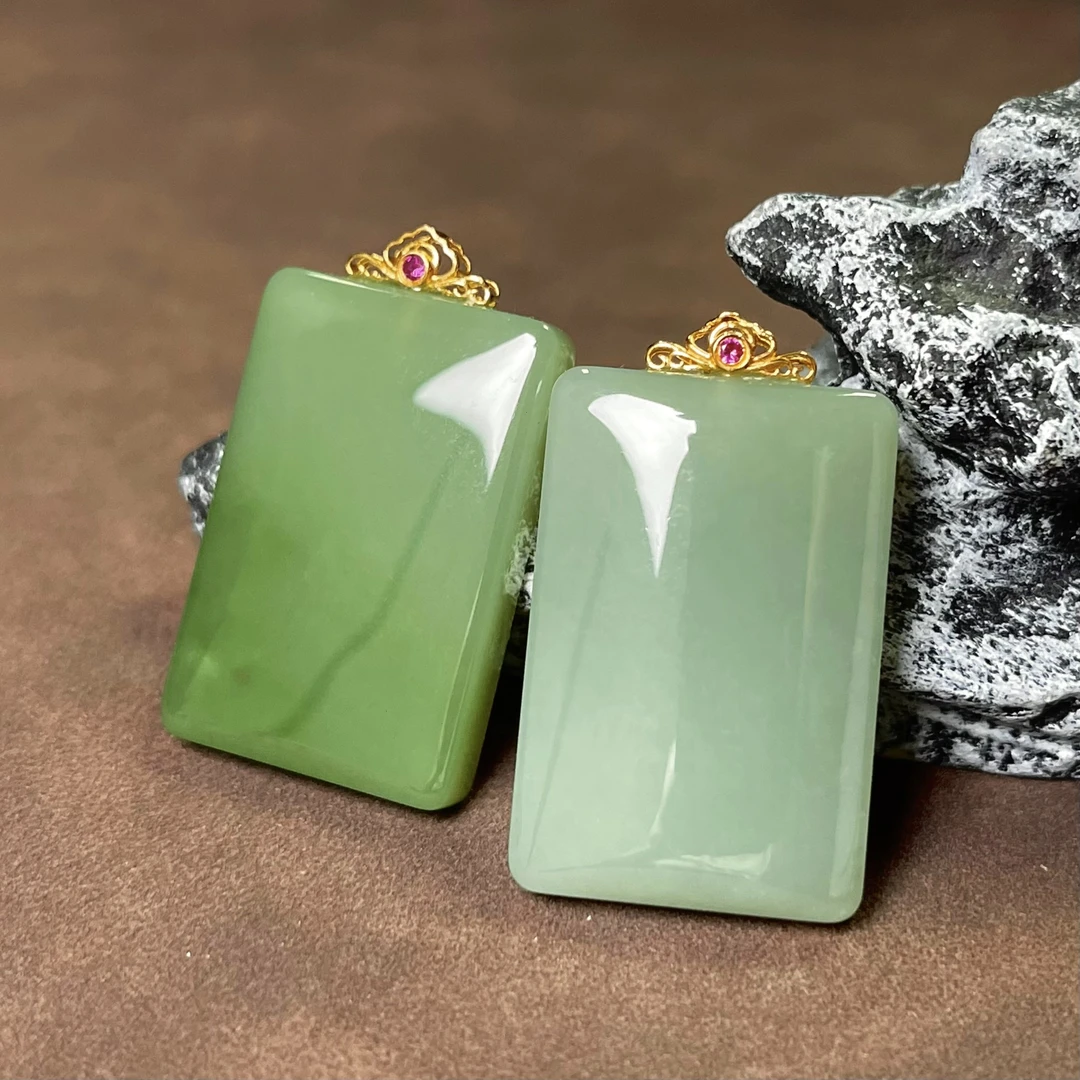 【新疆和田玉】18K金镶和田玉无事牌吊坠（多样性发一件）不带链1649