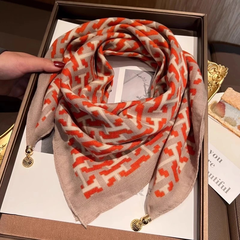 2025新款磁吸扣丝巾小方巾女春秋冬季高级感百搭护颈围脖保暖围巾