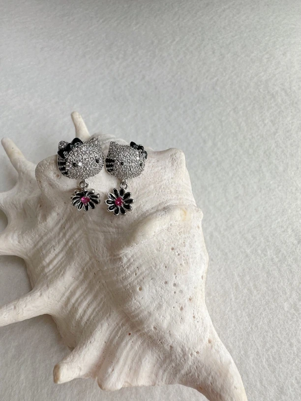 铜合金锆石耳饰 鑫鑫饰品- Kitty系列耳饰 040