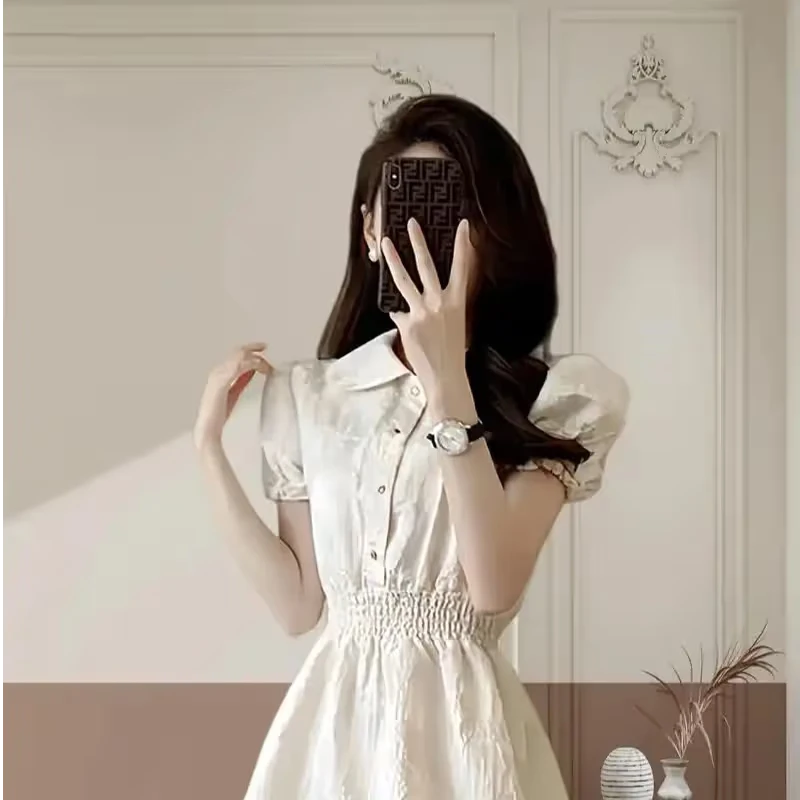 精品时尚女装清新