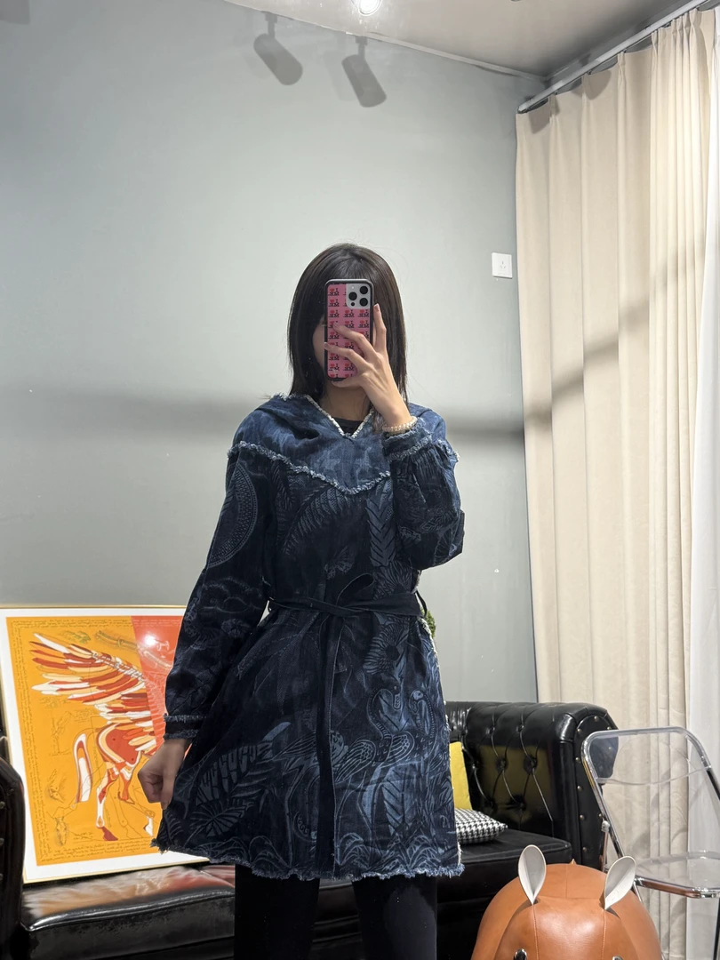 99新 DIOR/迪奥 连帽花卉牛仔裙 38码 D3001