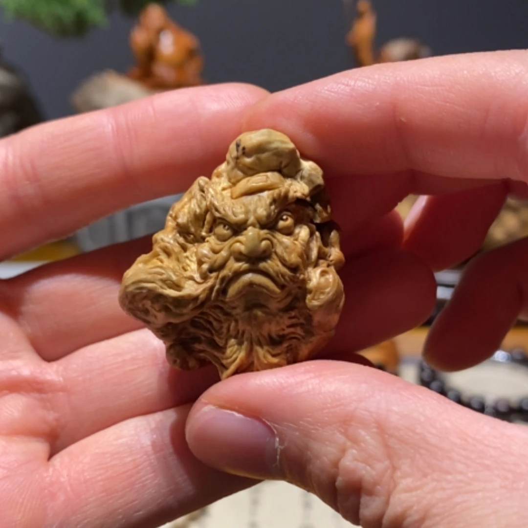 【闪购商品】降龙木根雕佐*