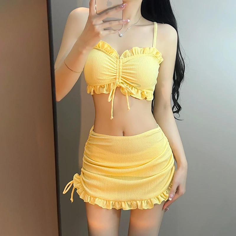 泳衣女2024年新款爆款显瘦小胸三角裙式纯欲风高级感泳装泡温泉