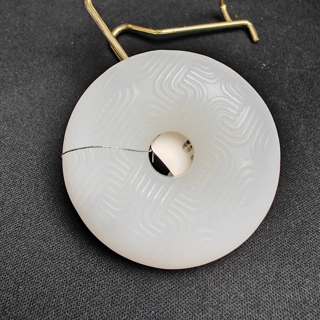 01-0533创汇期和田白玉平安扣