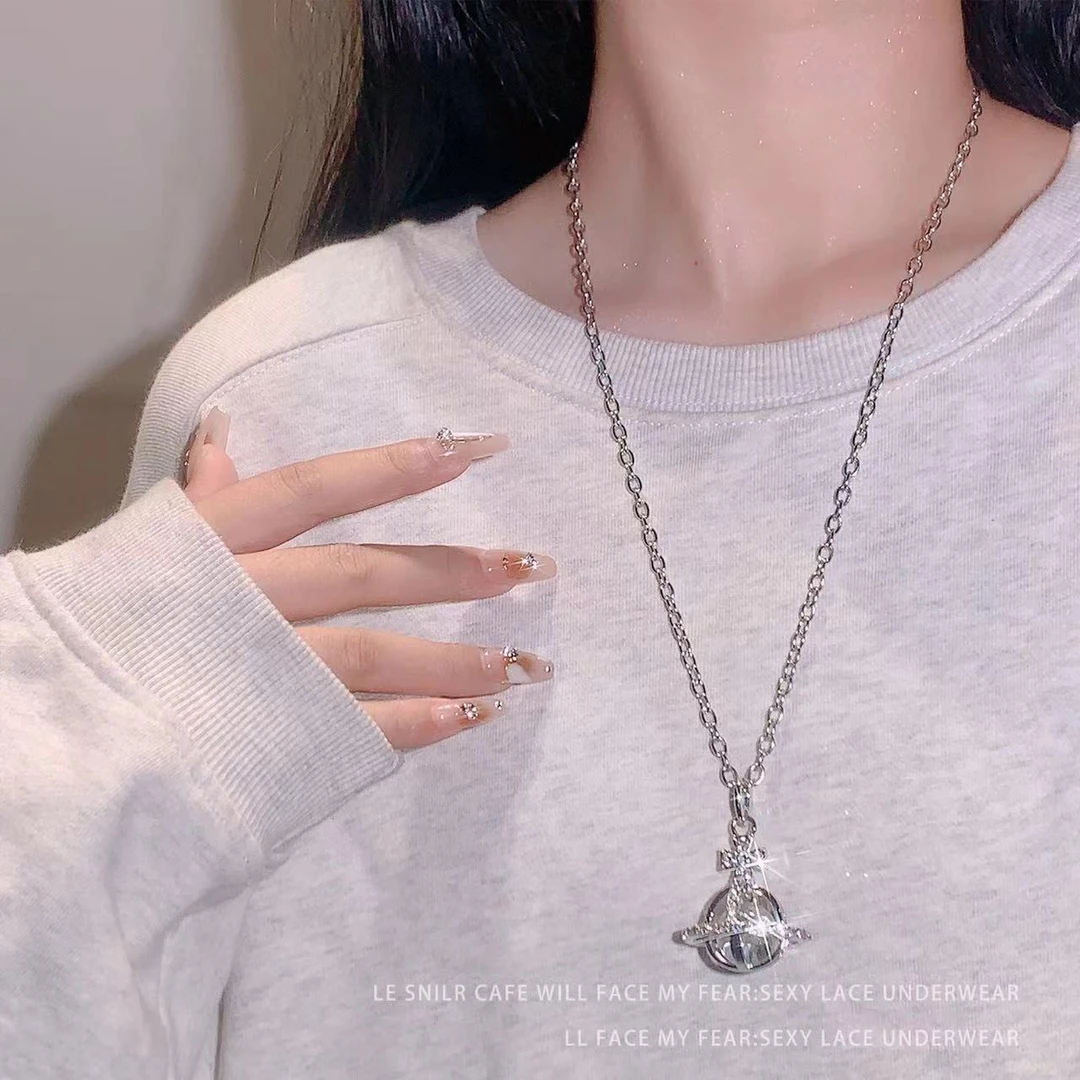 铜合金项链 项链立体活动镶钻土星透明玻璃球星球吊坠女