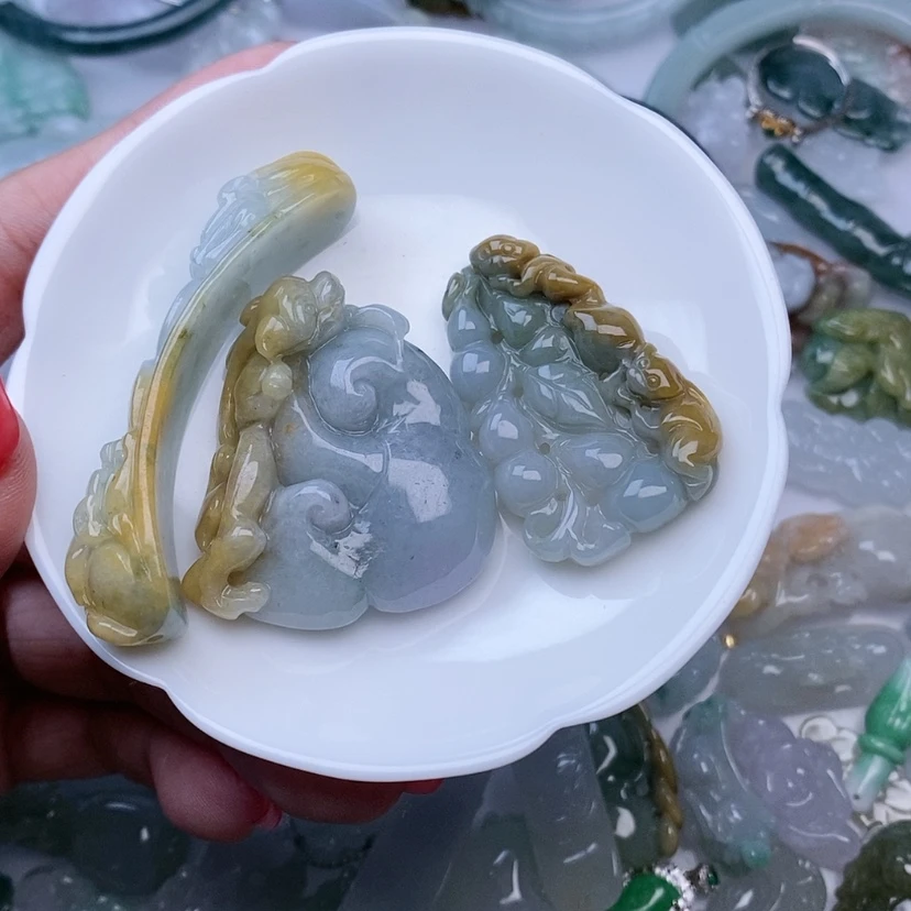 【闪购商品】翡翠颈饰未镶嵌素*