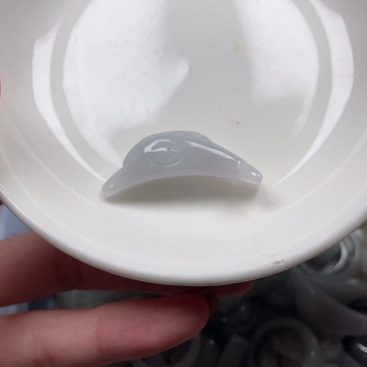 【闪购商品】翡翠颈饰未镶嵌凸***凸