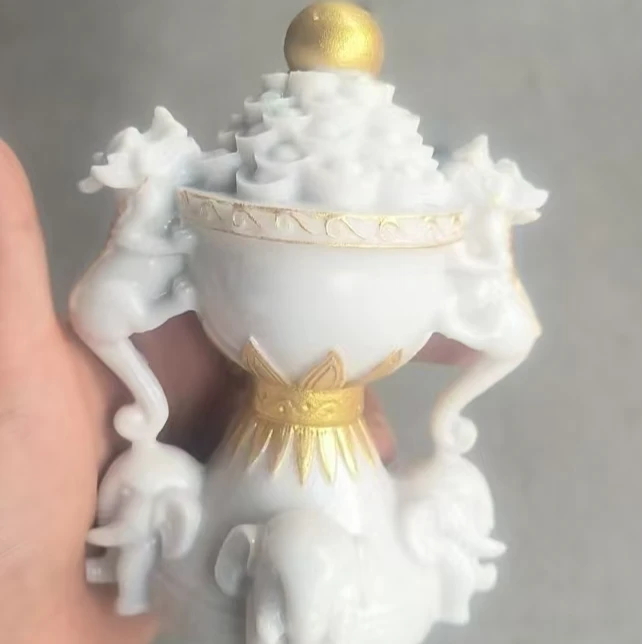 聚宝       配饰
