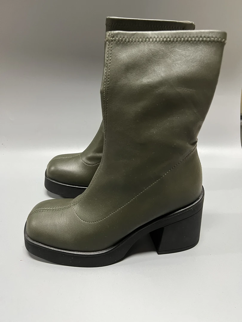 全新未使用  1507 高跟墨绿色瘦瘦靴
