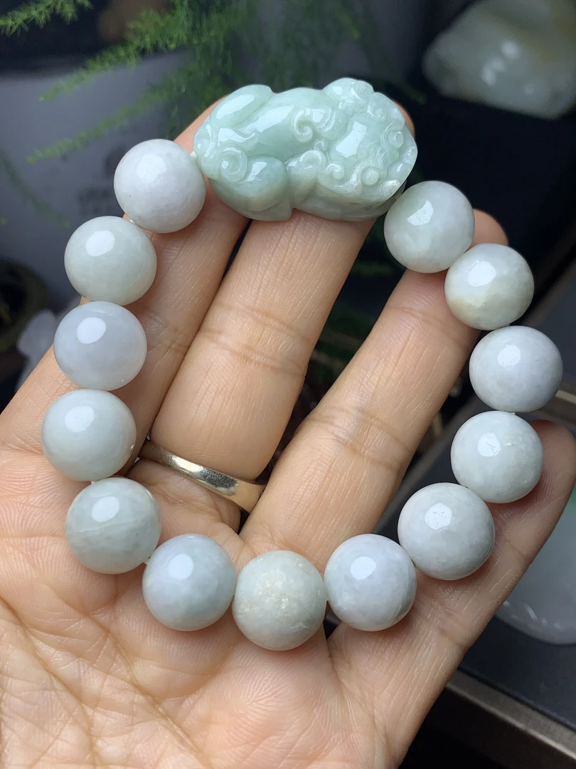 翡翠玉貔貅手饰串珠男士玉手串