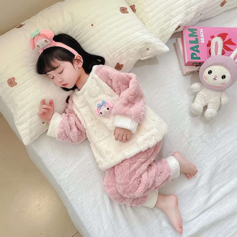女童睡衣秋冬季保暖法兰绒儿童珊瑚绒宝宝女孩家居服加厚分体套装