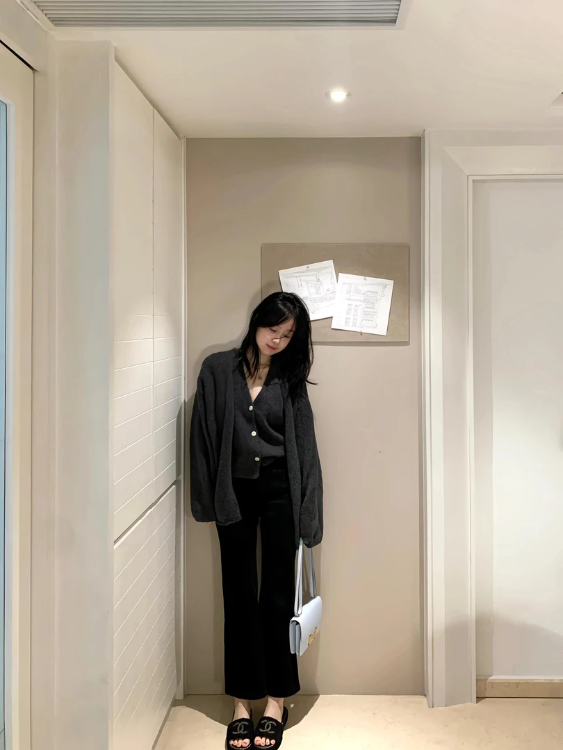 慵懒开衫针织衫背心两件套高级感穿搭上衣百搭超显瘦喇叭裤套装