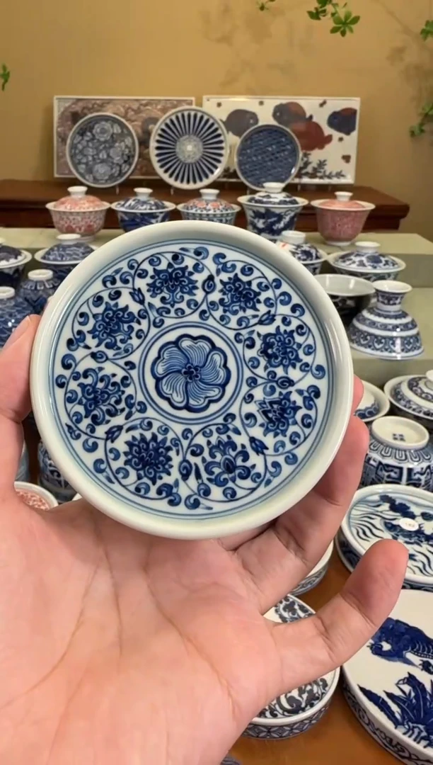 【闪购商品】瓷杯青花缠枝莲盖置